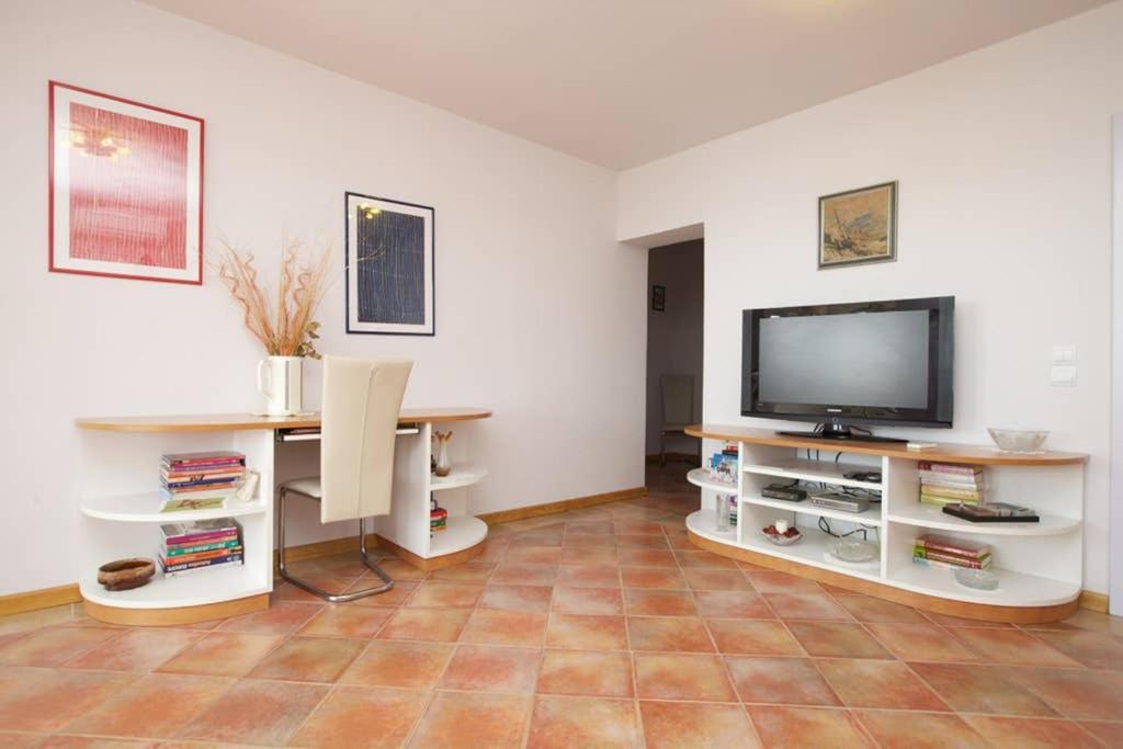 Apartment Jelka- Center Of Hvar Town Exterior foto